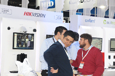 Fiesa en Intersec