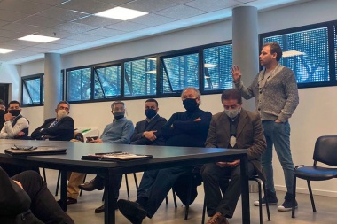 Visita al centro de monitoreo de Chacarita