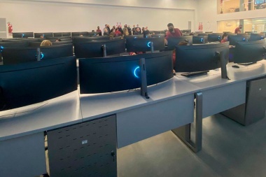 Visita al centro de monitoreo de Chacarita