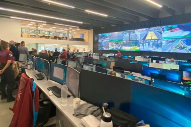 Visita al centro de monitoreo de Chacarita