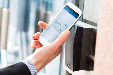 Utilizar un dispositivo móvil para el acceso a un edificio es unir la seguridad y la conveniencia.