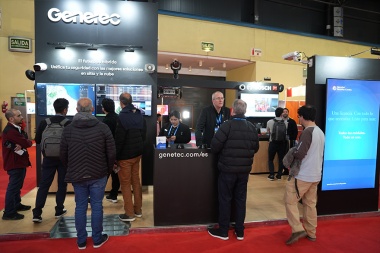 Arquitectura en la nube de Genetec exhibida en Intersec