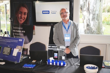 HID presentó en Argentina el lector de reconocimiento facial AMICO, un equipo de identificación multifactor.