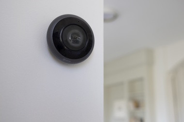 El ojo que todo lo ve: Ezviz amplía su portafolio con la nueva cámara panorámica E4p