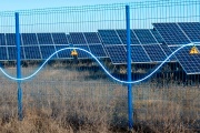 Parques solares elevan inversión en seguridad ante riesgos operativos y presión por eficiencia